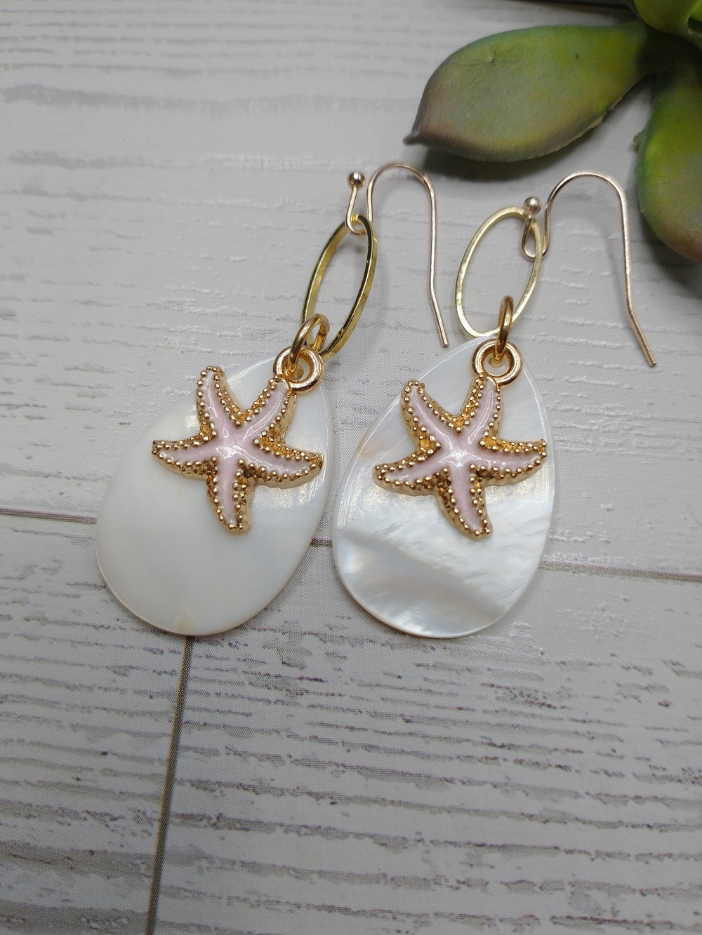 New Handmade Mother of Pearl Dangle Earrings